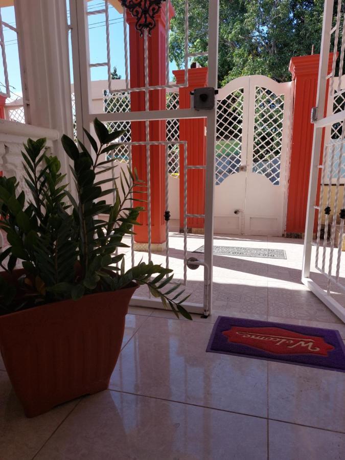 El Aplatanao Hotel 페데르날레스 외부 사진